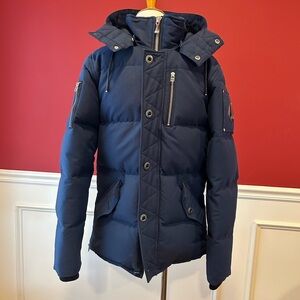 Moose Knuckles men’s coat, Medium.